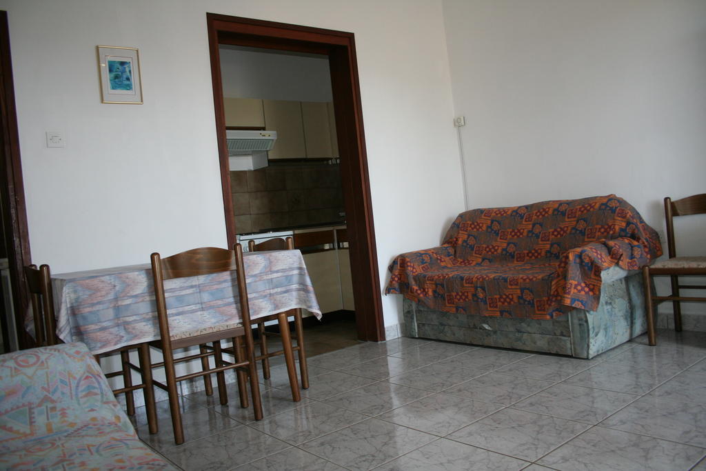 Apartments Santa Barbara Біоград-на-Мору Номер фото